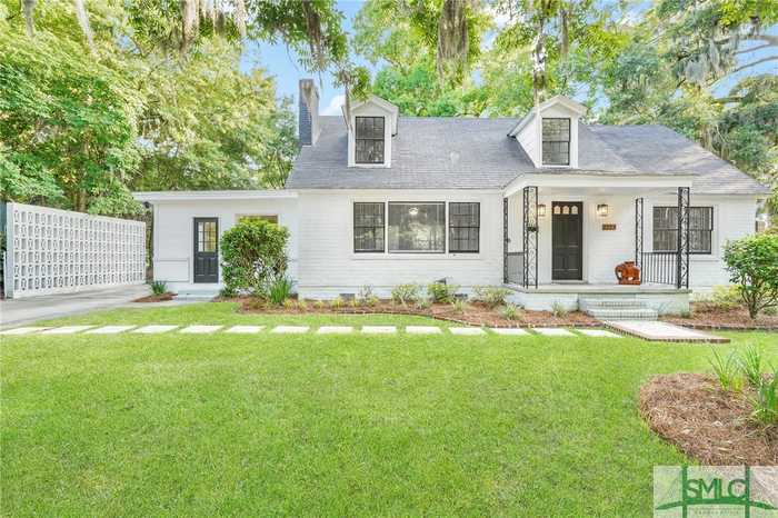 photo 1: 1723 E Duffy Street, Savannah GA 31404