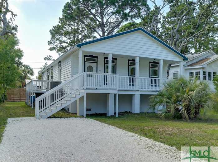 photo 1: 911 Jones Avenue, Tybee Island GA 31328