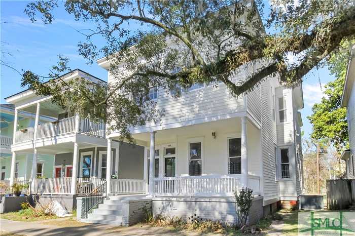 photo 2: 826 E Duffy Street, Savannah GA 31401