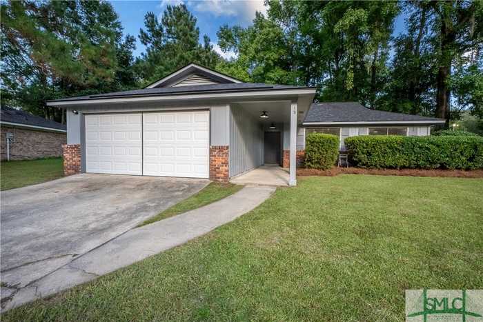 photo 1: 18 Barksdale Drive, Savannah GA 31419