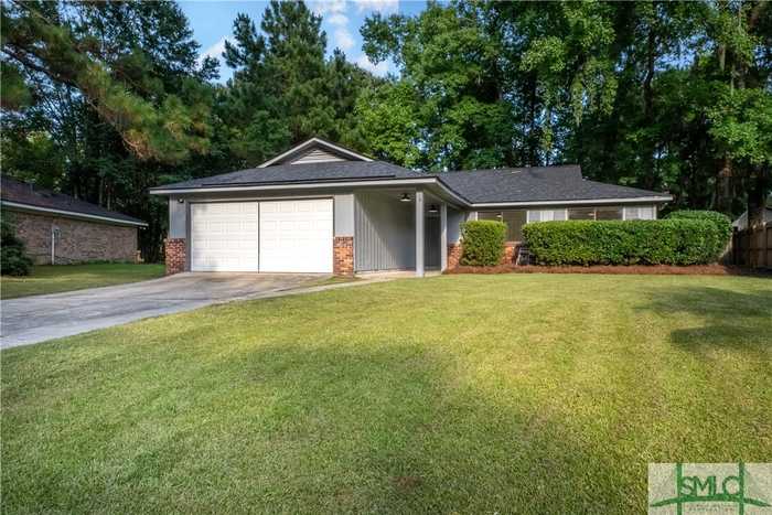 photo 2: 18 Barksdale Drive, Savannah GA 31419