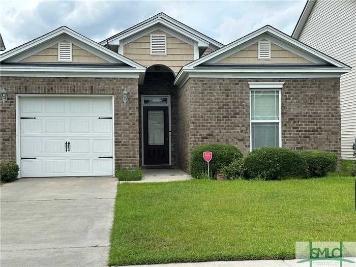 photo 1: 220 Chapel Lake S, Savannah GA 31419