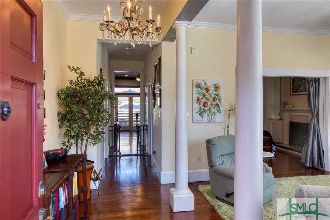 photo 3: 540 E Taylor Street, Savannah GA 31401