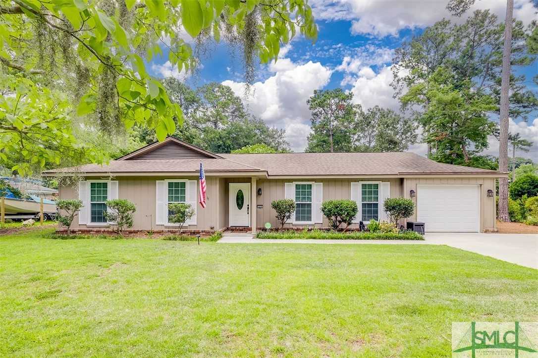 photo 1: 628 Suncrest Boulevard, Savannah GA 31410