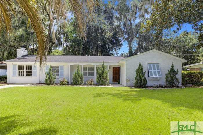 photo 1: 305 Tanglewood Road, Savannah GA 31419