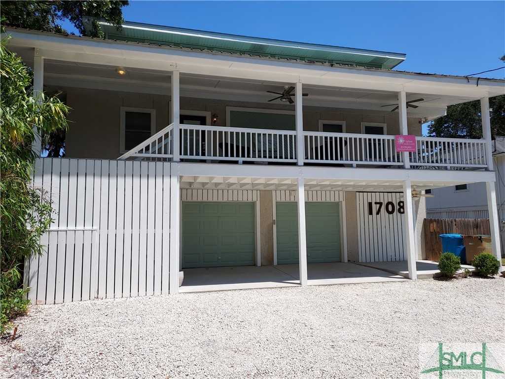 photo 3: 1708 Lovell Avenue, Tybee Island GA 31328