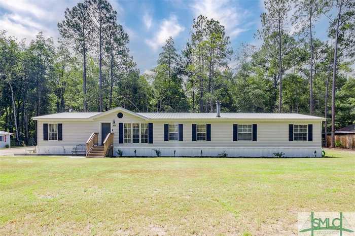 photo 1: 293 Zettler Loop, Guyton GA 31312