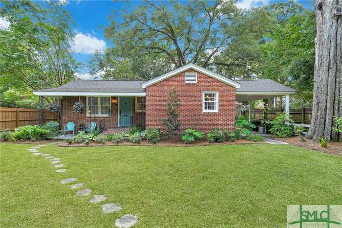 photo 1: 713 E 55th Street, Savannah GA 31405