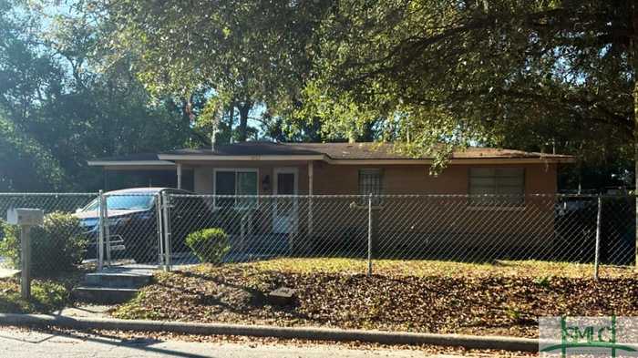 photo 1: 5127 Heriot Street, Savannah GA 31405