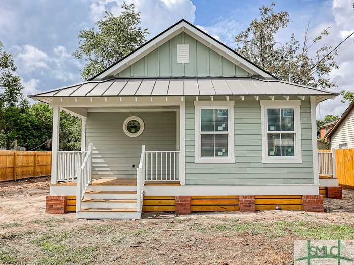 photo 2: 2023 Texas Avenue, Savannah GA 31404