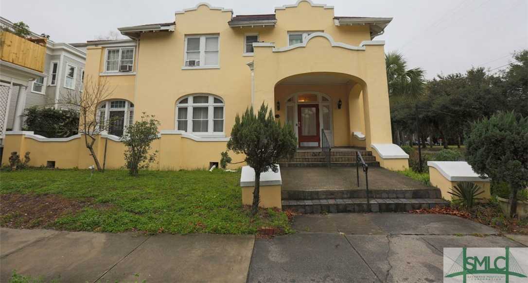 photo 1: 101 E 35th Street, Savannah GA 31401