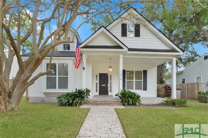 photo 1: 1216 E 52nd Street, Savannah GA 31404