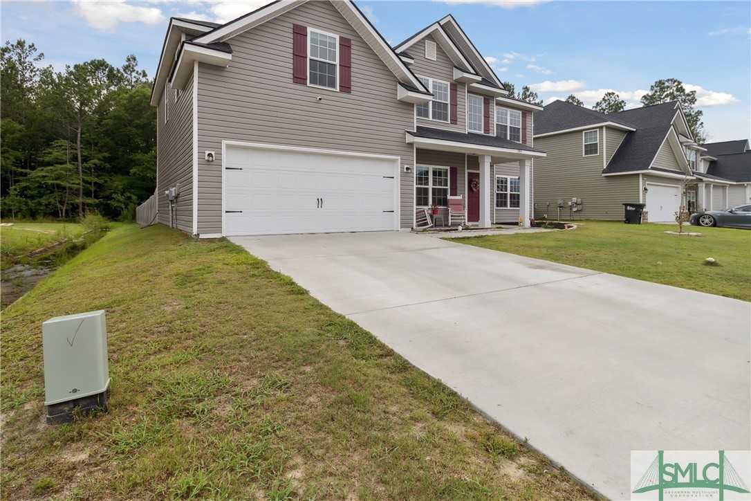 photo 2: 195 Sapwood Way, Hinesville GA 31313