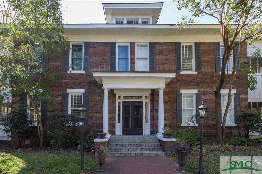 photo 1: 733 E Henry Street, Savannah GA 31401