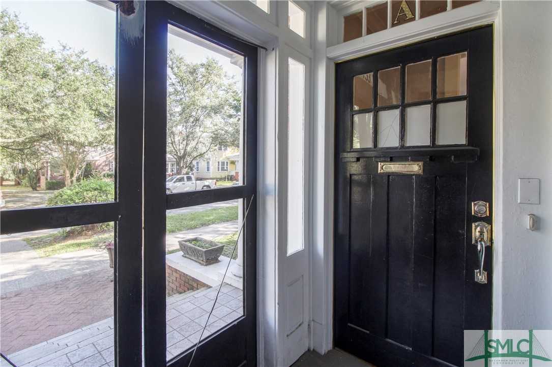 photo 3: 733 E Henry Street, Savannah GA 31401