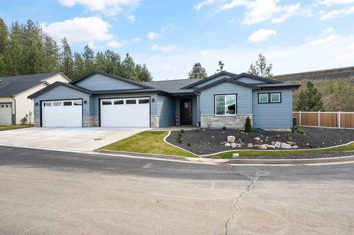 photo 2: 13408 N Golf View Ln, Spokane WA 99208