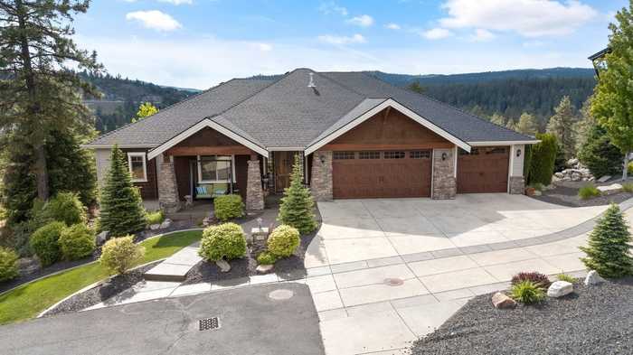 photo 1: 14202 N Wandermere Estates Ln, Spokane WA 99208