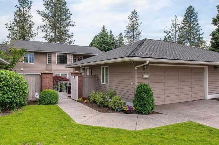 photo 2: 731 E Inverness Ln, Spokane WA 99223