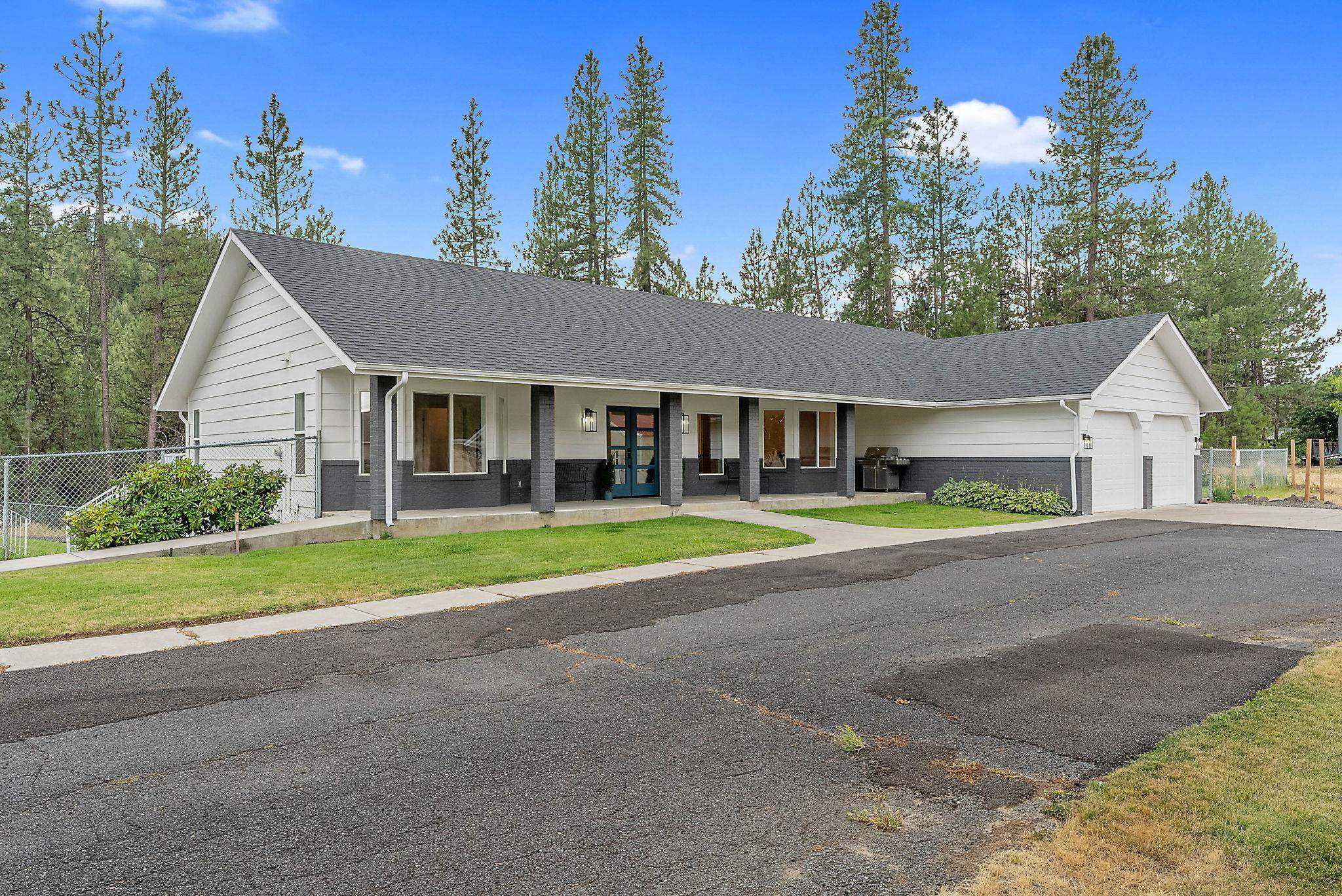 photo 2: 14505 W Coulee Hite Rd, Spokane WA 99224