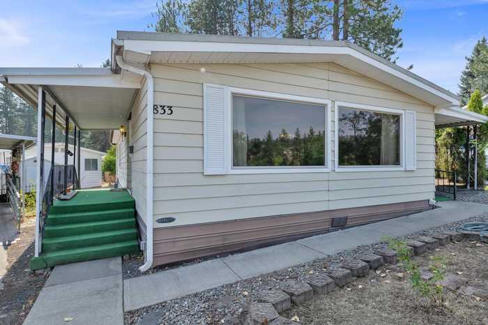 photo 1: 3231 W Boone Ave, Spokane WA 99201