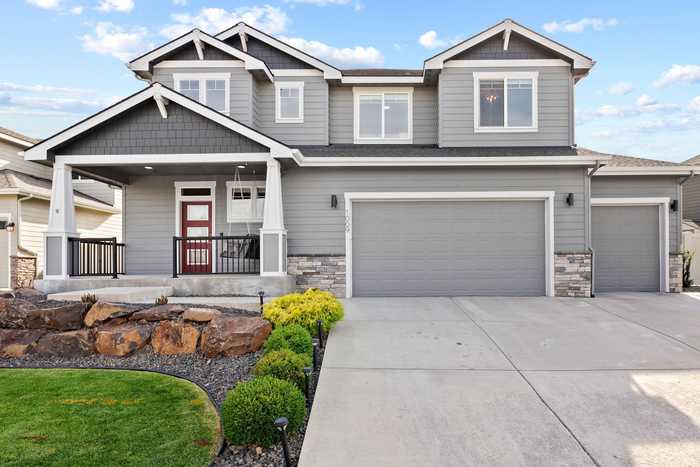 photo 1: 1009 W Osprey Heights Dr, Spokane WA 99224