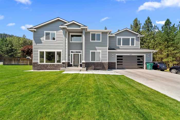 photo 1: 11625 N Alberta Ln, Spokane WA 99218