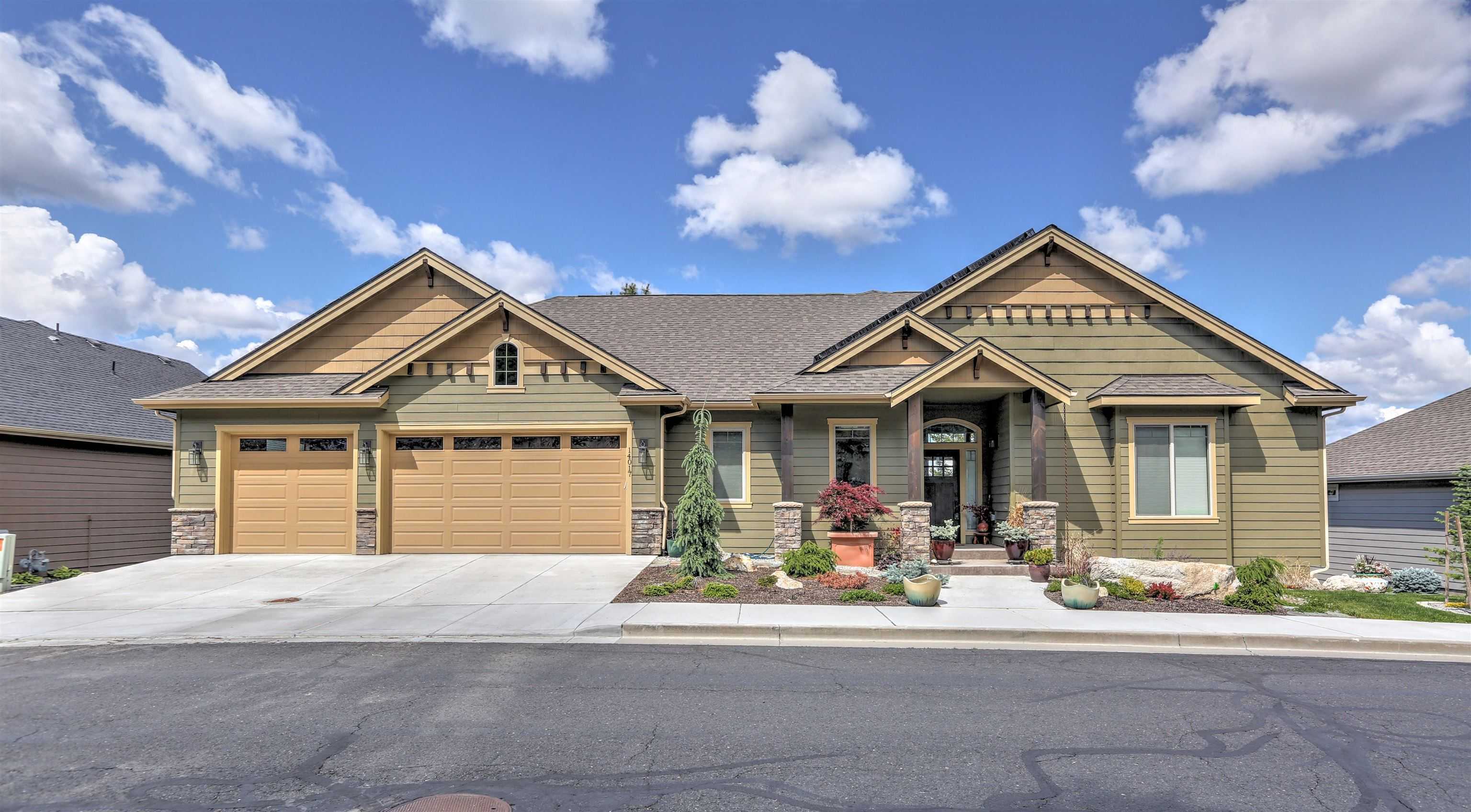 photo 1: 14017 N Copper Canyon Ln, Spokane WA 99208