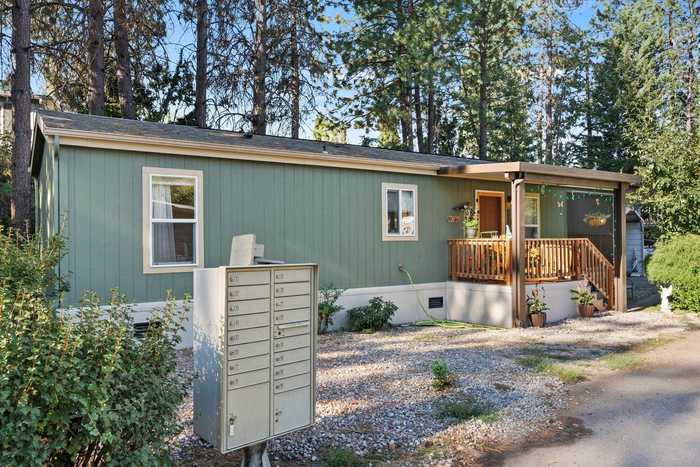 photo 2: 3231 W Boone Ave, Spokane WA 99201