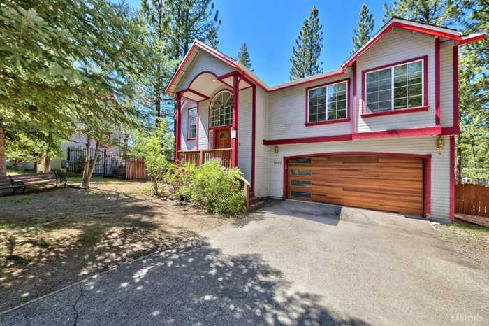 photo 1: 3067 Kokanee Trail, South Lake Tahoe CA 96150