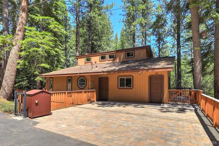 photo 1: 1592 Plumas Circle, South Lake Tahoe CA 96150