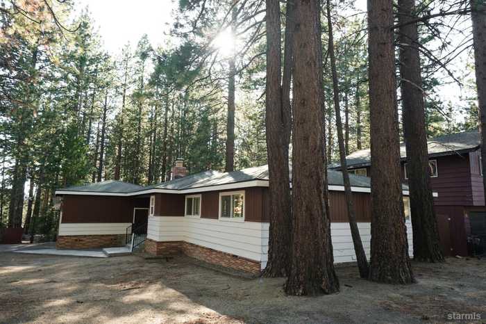 photo 2: 3875 Regina Road, South Lake Tahoe CA 96150