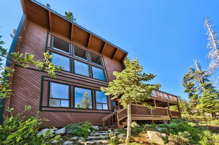 photo 2: 293 Glenmore Way, South Lake Tahoe CA 96150