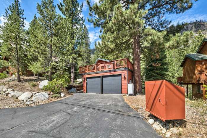 photo 2: 3252 Panorama Drive, South Lake Tahoe CA 96150