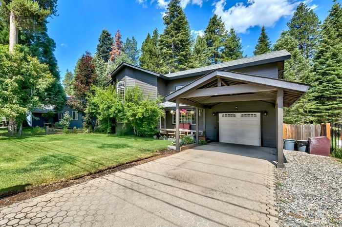 photo 2: 1203 Tomahawk Lane, South Lake Tahoe CA 96150