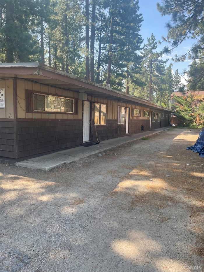 photo 1: 1026 Glen Road, South Lake Tahoe CA 96150