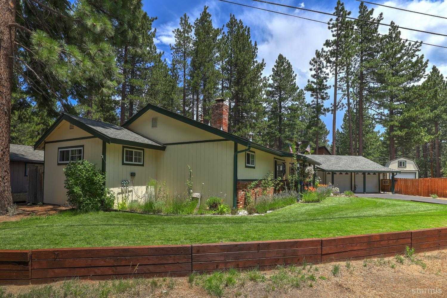 photo 3: 601 Anita Drive, South Lake Tahoe CA 96150