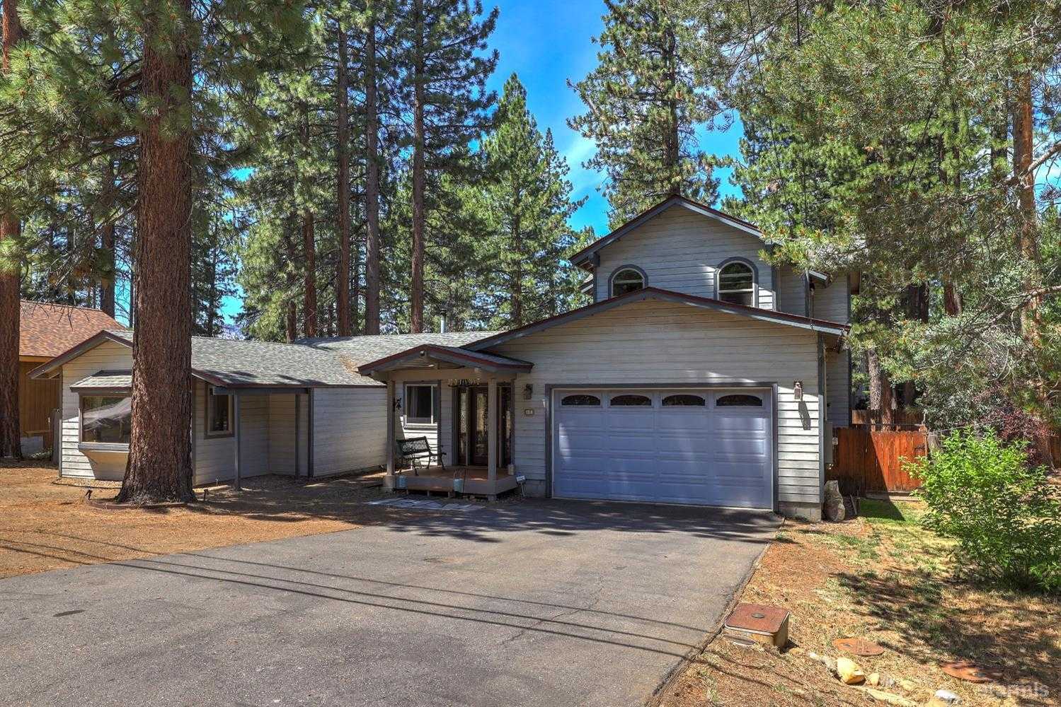 photo 2: 1102 Nottaway Drive, South Lake Tahoe CA 96150