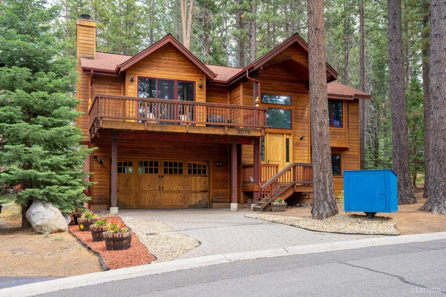 photo 1: 3076 Kokanee Trail, South Lake Tahoe CA 96150