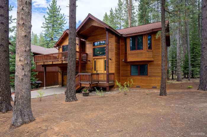 photo 2: 3076 Kokanee Trail, South Lake Tahoe CA 96150