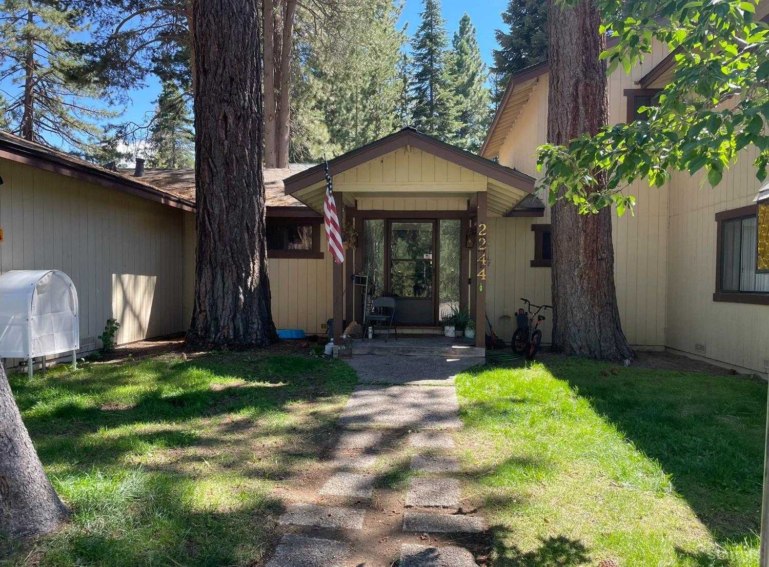 photo 2: 2244 Texas Avenue, South Lake Tahoe CA 96150