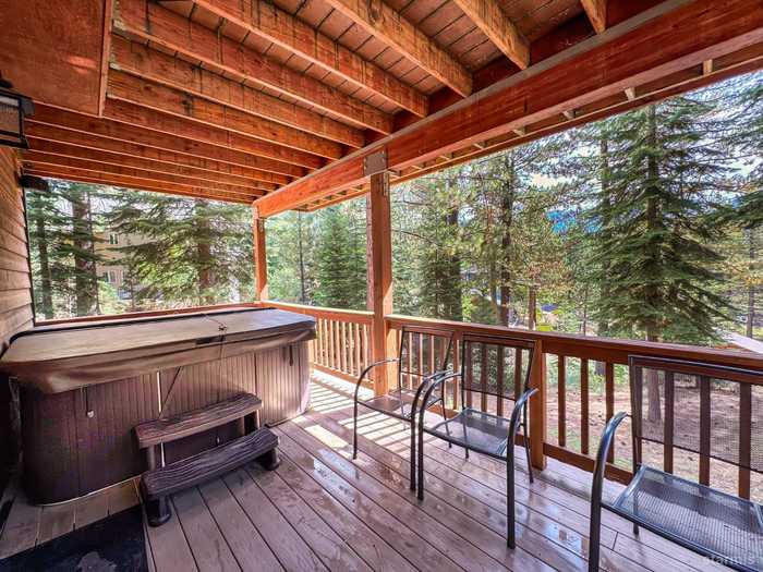 photo 35: 1671 Crystal Air Drive, South Lake Tahoe CA 96150