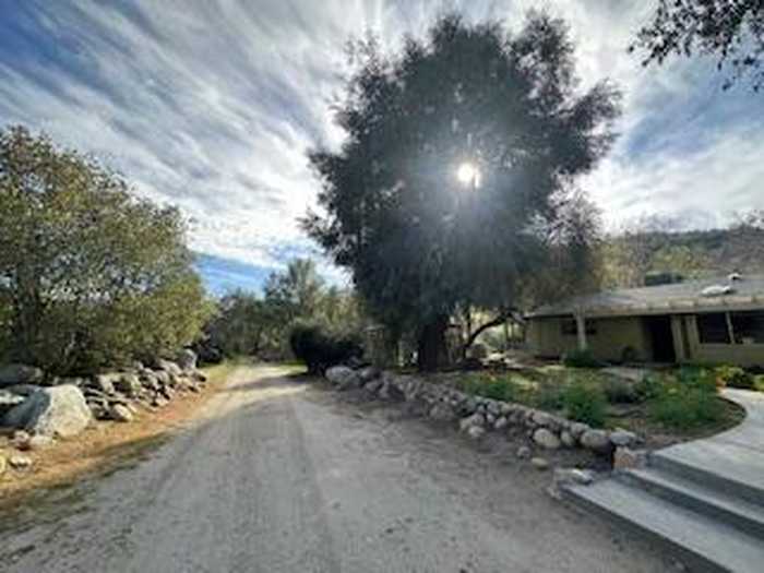 photo 2: 38641 Balch Park Road, Springville CA 93265