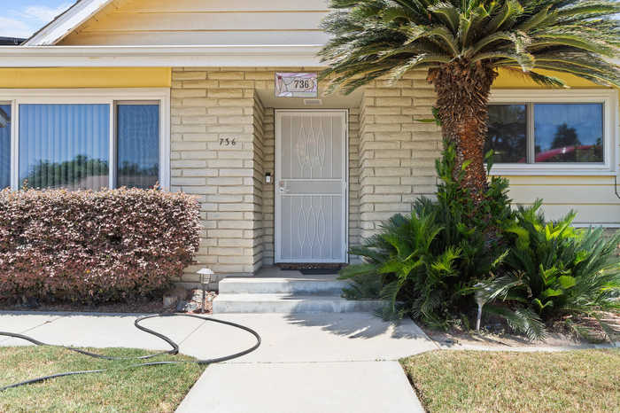 photo 2: 736 W Thurman Avenue, Porterville CA 93257