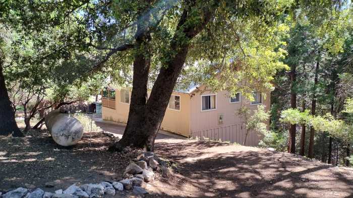 photo 2: 1531 Forest Drive Unit G, Camp Nelson CA 93265