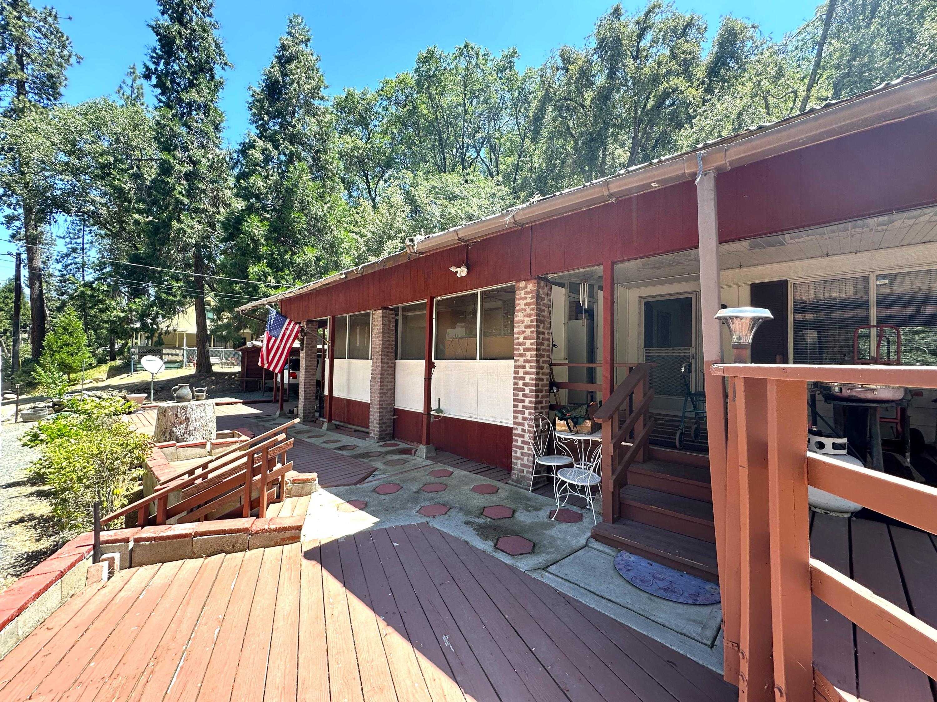 photo 1: 45181 Rainbow Drive, California Hot Springs CA 93207