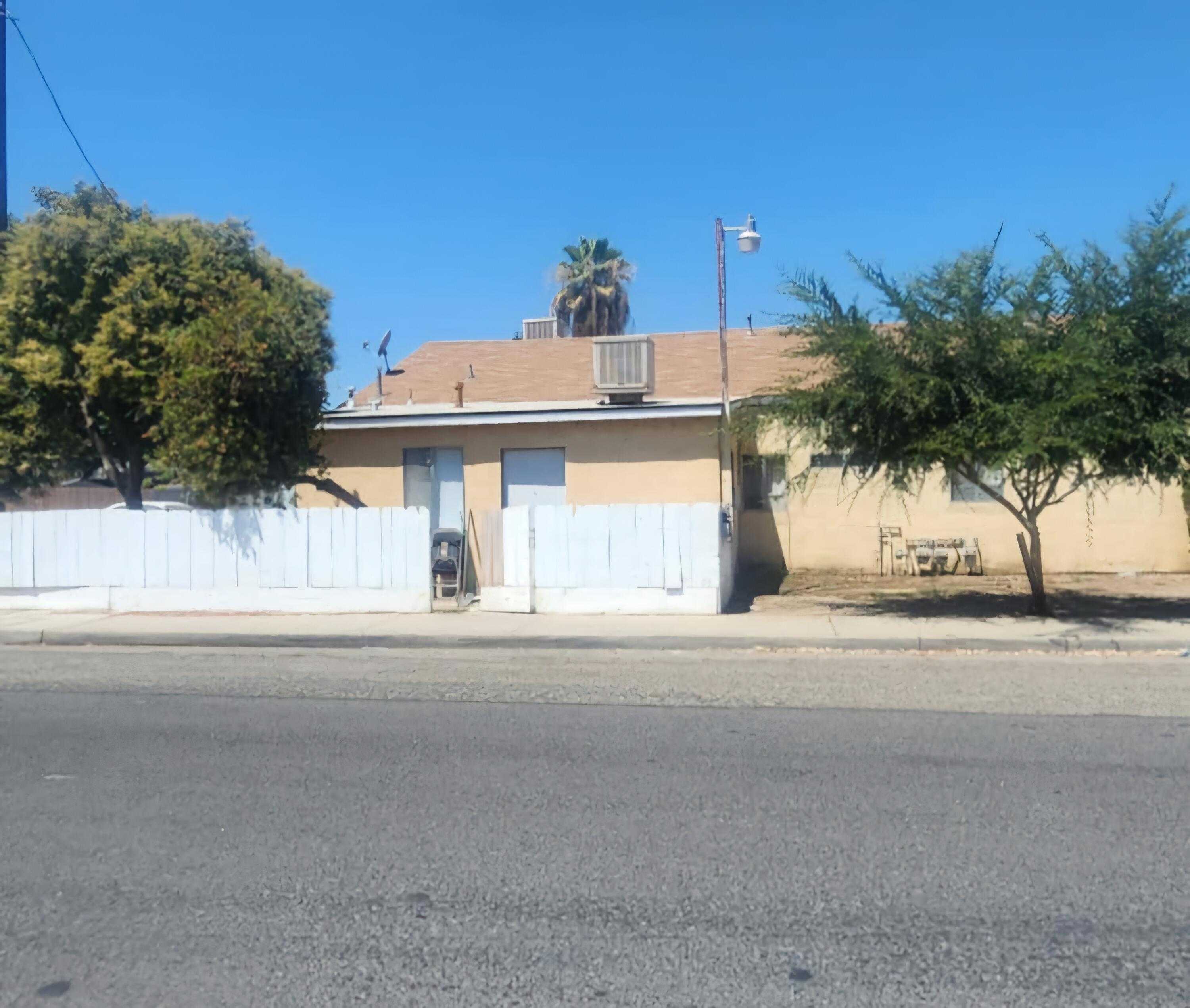 photo 1: 419 S E Street, Porterville CA 93257