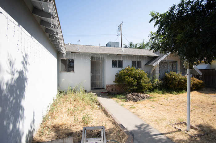 photo 2: 1892 W School Avenue, Porterville CA 93257