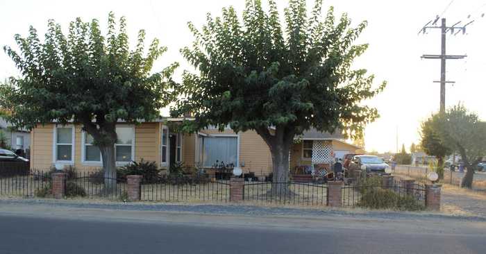 photo 1: 983 N Jaye Street, Porterville CA 93257