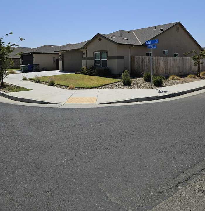 photo 1: 383 S Walch Street, Porterville CA 93257