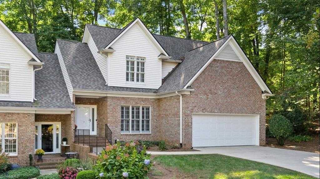 photo 2: 7 Indigo Cove, Greensboro NC 27455